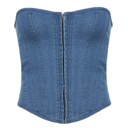 < img src="model.jpg" alt=Women tight daily croset denim